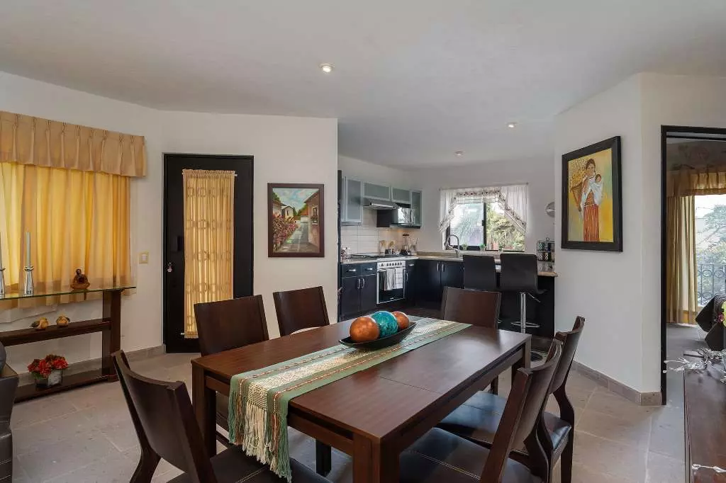 Stunning 2 Bed, 2 Bath, Upper Floor - Casa de 2 recámaras en venta en El Secreto, San Miguel de Allende