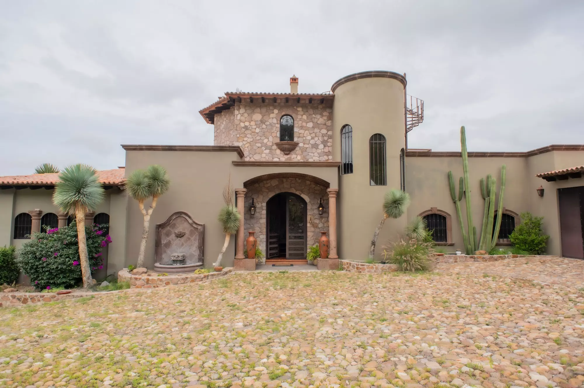 Residencia Horizonte Santa Matilde - Casa de 6 recámaras en venta en Marroquín de Abajo, San Miguel de Allende