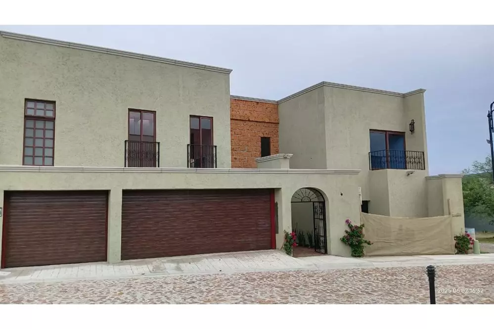 Casa Beatriz - Casa de 4 recámaras en venta en Vista Antigua, San Miguel de Allende