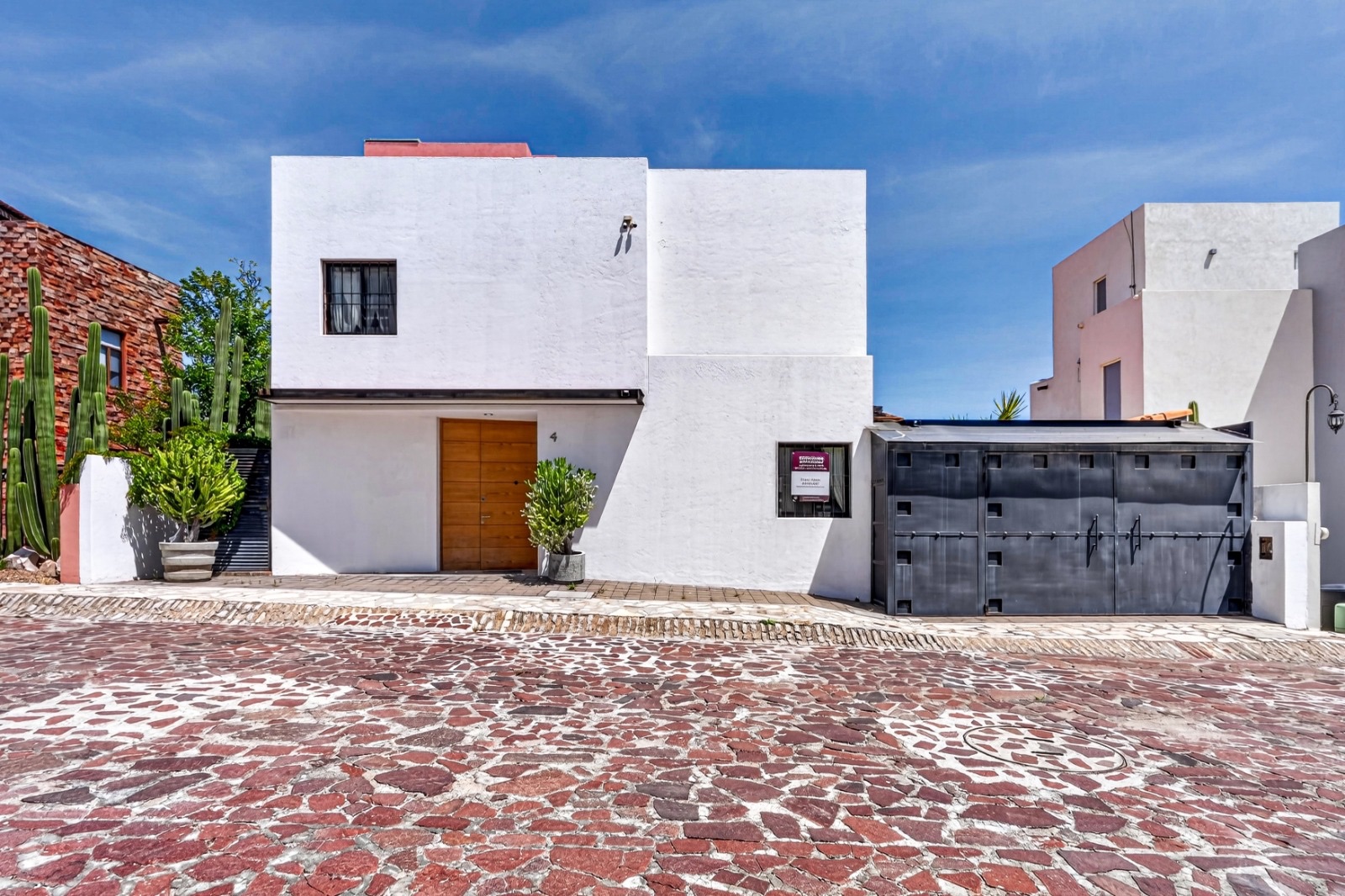 Casa Rosy - Casa de 4 recámaras en venta en El Capricho, San Miguel de Allende