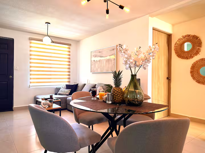 Middle level apartment investment - Casa de 2 recámaras en venta en Jardines de Allende, San Miguel de Allende