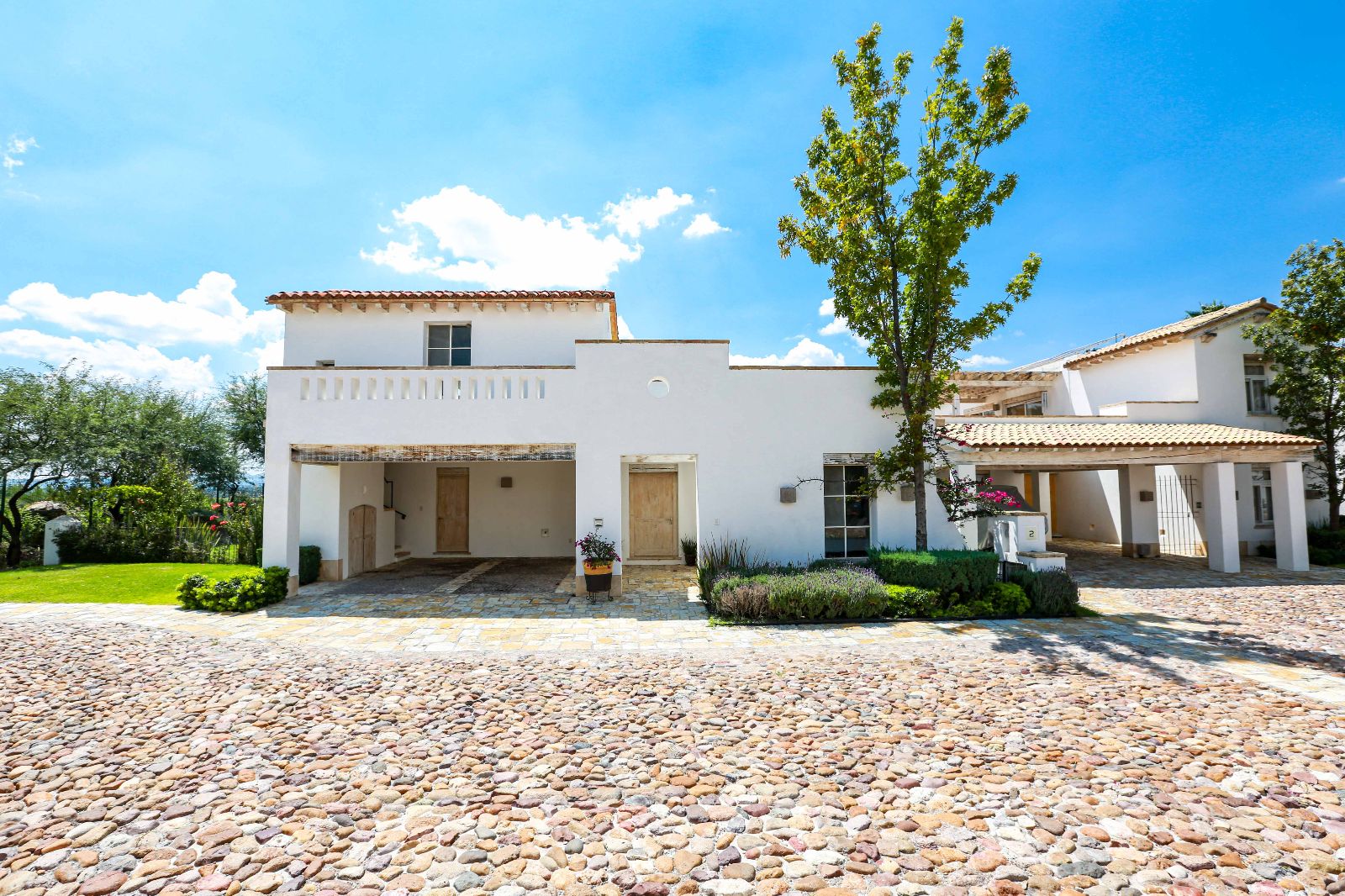 CASA TRUENOS - Casa de 4 recámaras en venta en Otomi, San Miguel de Allende