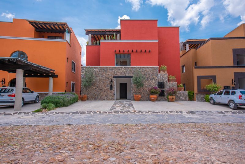 Departamento en Venta en San Miguel de Allende - Casa de 2 recámaras en venta en Capilla de Piedra, San Miguel de Allende