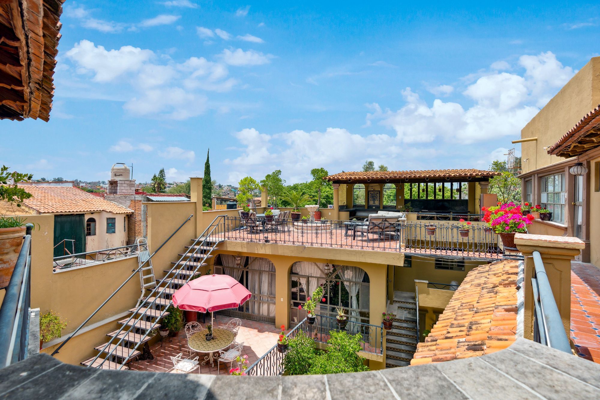 Casa Los Helechos - Casa de 14 recámaras en venta en Centro, San Miguel de Allende