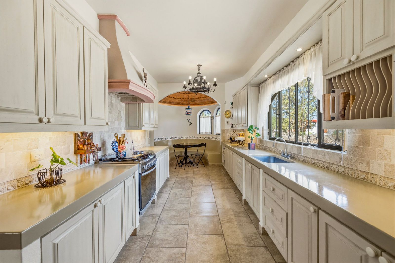 Casa Siqueiros Zirándaro - Casa de 6 recámaras en venta en Zirándaro, San Miguel de Allende