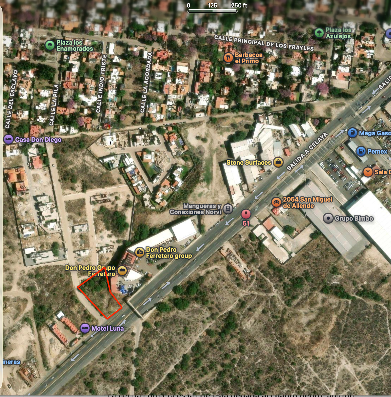 TERRENO ESQUINA COMERCIAL PIE DE CARRETERA - Propiedad comercial en Poblado de Don Diego, San Miguel de Allende