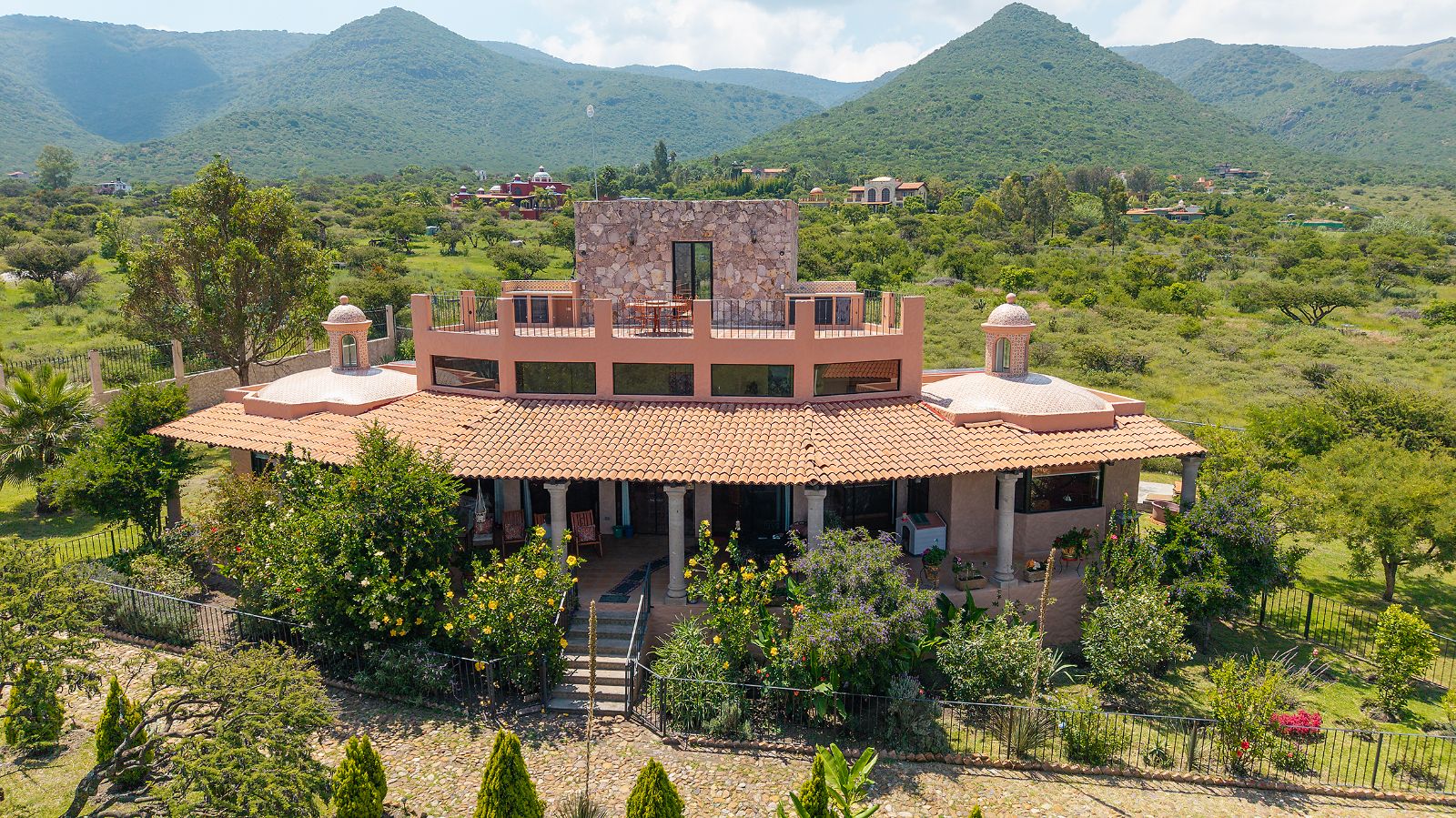 Casa Emma - Casa de 2 recámaras en venta en Estancia de Canal, San Miguel de Allende