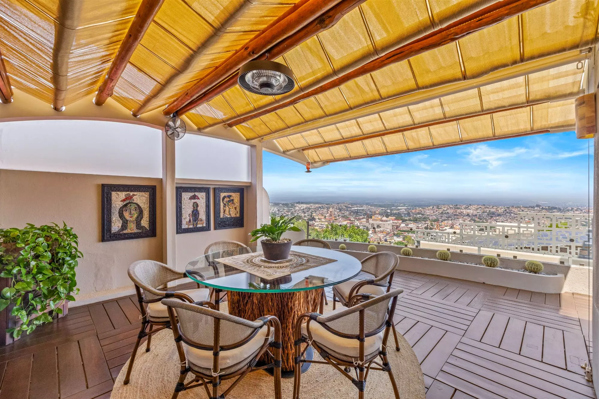 Casa del Foro - Casa de 5 recámaras en venta en Balcones, San Miguel de Allende