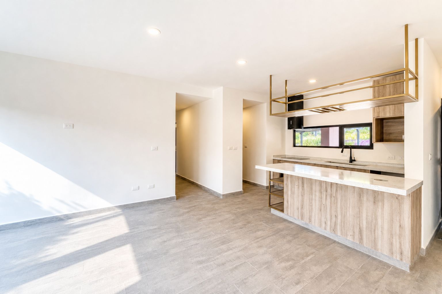 Departamento en Planta Baja - Barrio Santo - Casa de 2 recámaras en venta en San Felipe Neri, San Miguel de Allende