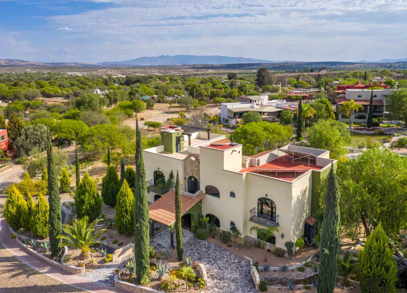 Casa Hacienda del Lago - Casa de 5 recámaras en venta en Los Labradores, San Miguel de Allende