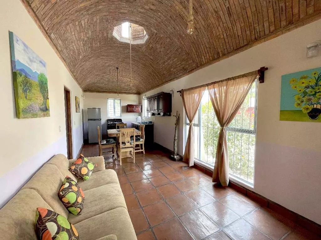 Hogar Y Arte En Pozos - Casa de 4 recámaras en venta en Mineral De Pozos, San Miguel de Allende