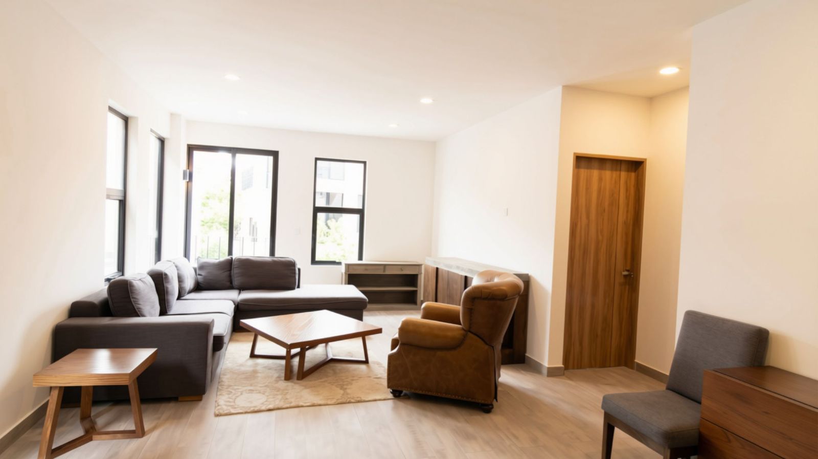 Departamento Segundo Piso sin Rooftop Privado - Casa de 2 recámaras en venta en San Felipe Neri, San Miguel de Allende
